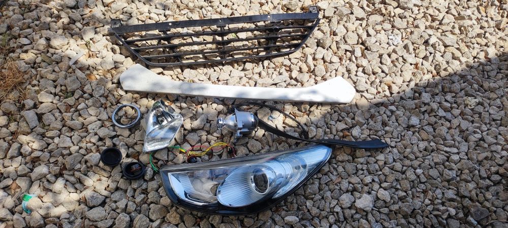 Части броня и фарове  на части hyundai IX35 2013