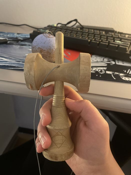 Kendama miguel in stare buna pret negociabil