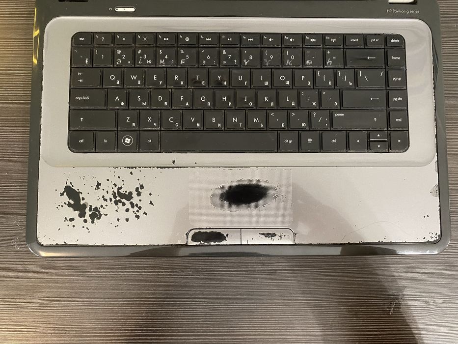 Продам рабочий ноутбук HP