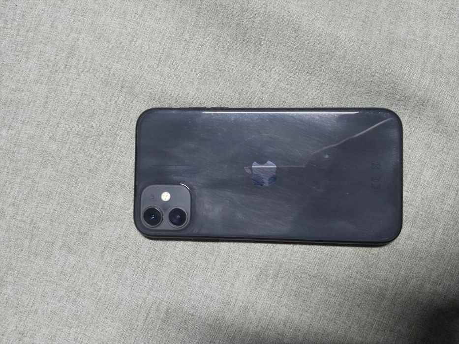 Продается айфон11 64гб