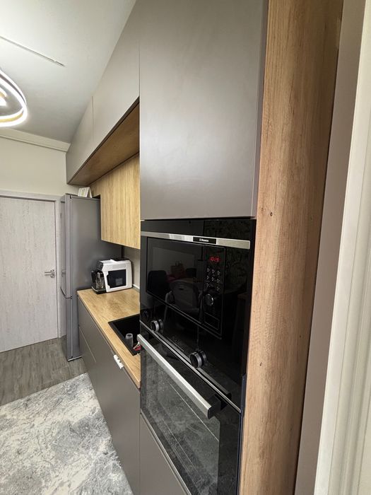 Mobila de bucatarie facuta pe comanda