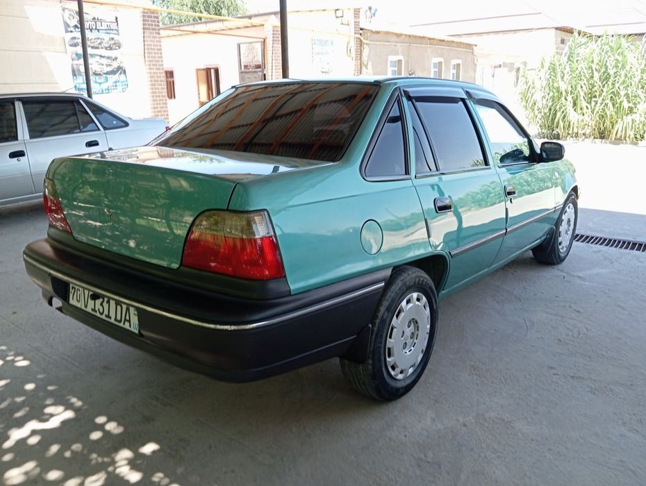 Nexia 1 Daewoo yaxshi holatdagi moshina