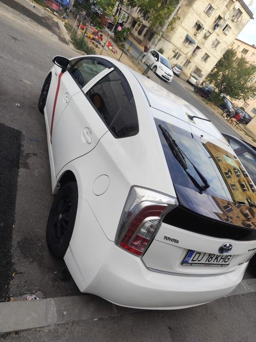 Toyota prius an 2013