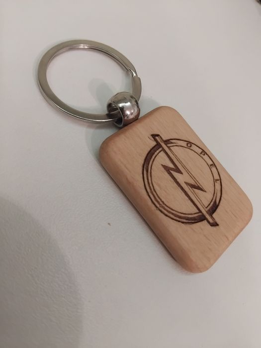 Set Auto Personalizat – cu Cadou Special!