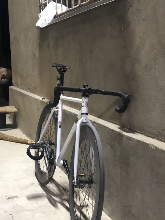 продам фикс в хорошем состаянии