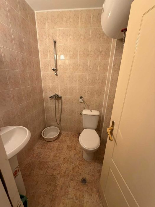 Тристаен апартамент с гараж до ВМИ