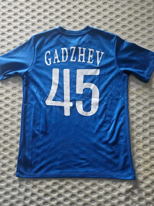 Фланелка на Левски Влади Гаджев