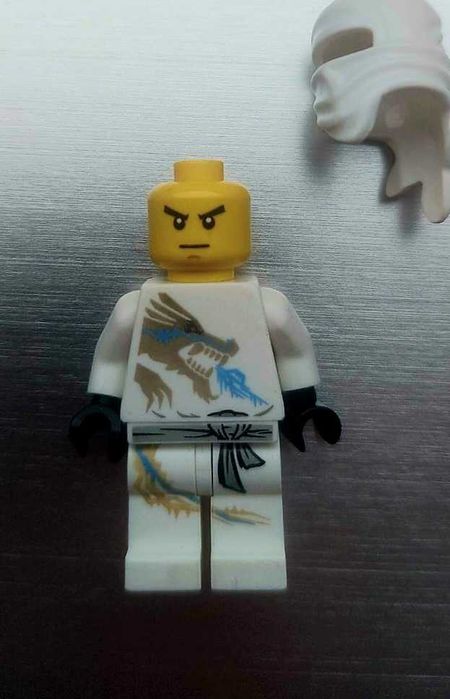 Figurine Lego Ninjago și Galaxy Squad