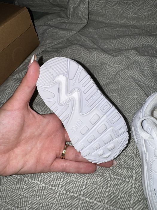 Бебешки маратонки Nike airmax 21 номер