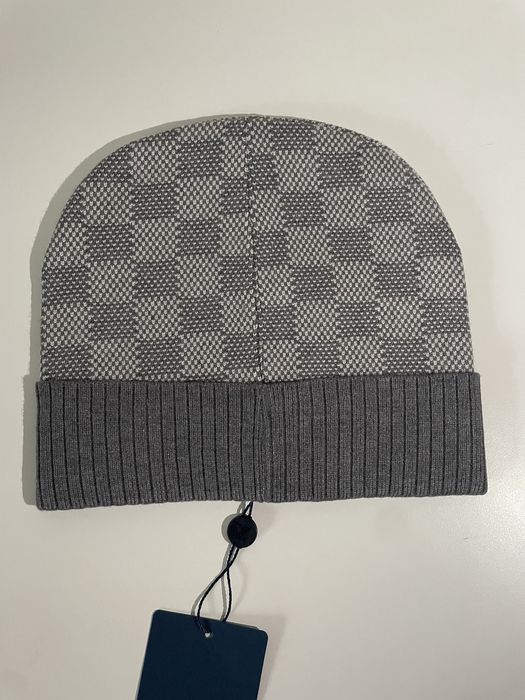 Căciulă Louis Vuitton Damier Grey, nouă cu etichetă