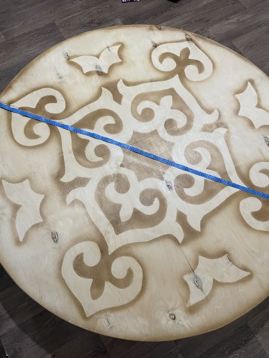 Продам круглый стол