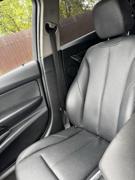 Bmw F30 316d manual