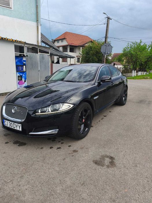 Vând jaguar xf an 2012 motor 2.2 diesel