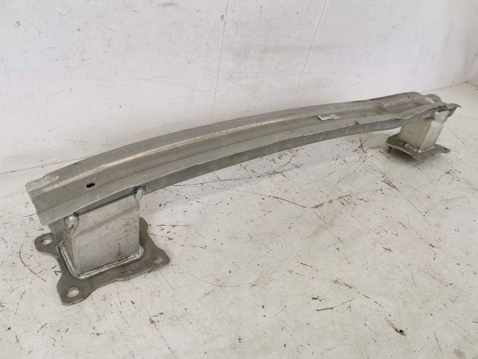 Арматура Задна Броня Ауди А4 Б9 / Audi A4 B9 [ - ] Оригинална В Добро