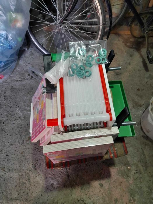 Filtru vin cu 12 placi filtrare nou in garantie