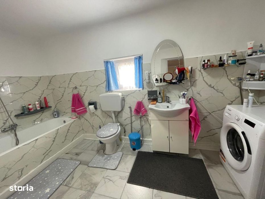 CASA in Seini Ideala pentru cei care cauta liniste, spatiu si confort