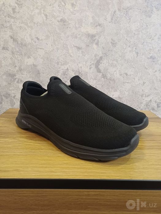 Оригинальные кроссовки Skechers