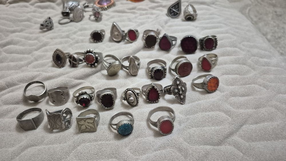 Продам кольцо стариные примерно 19 век.