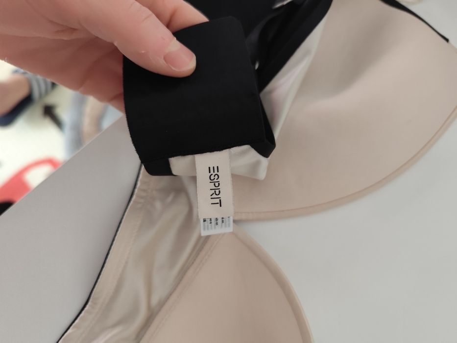 Нови бански Esprit