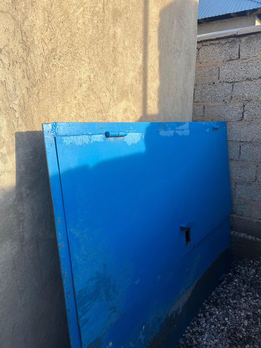 Дверь хорошеи цене успеите купит