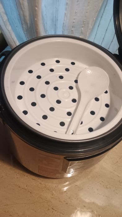 Vând Oală Multicooker