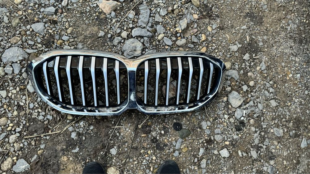 Рeшетка за BMW 1 2021