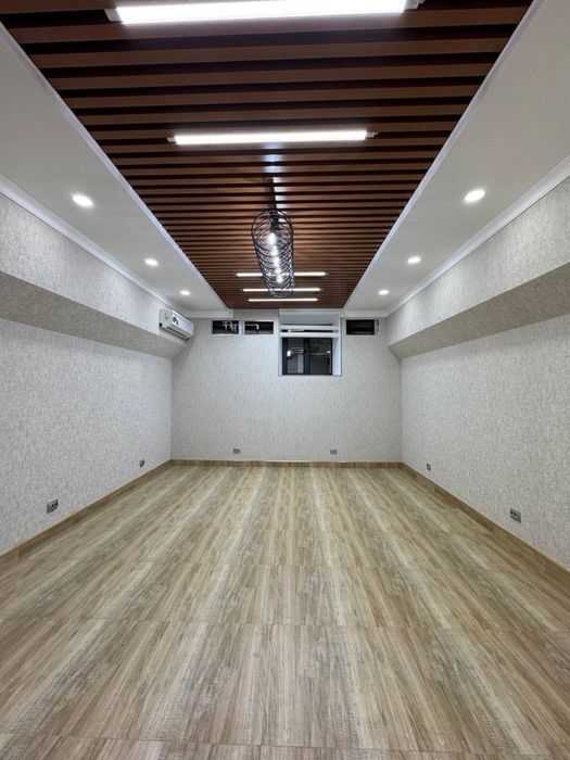 Аренда офис Чайкоф ц1  цоколь 135м2