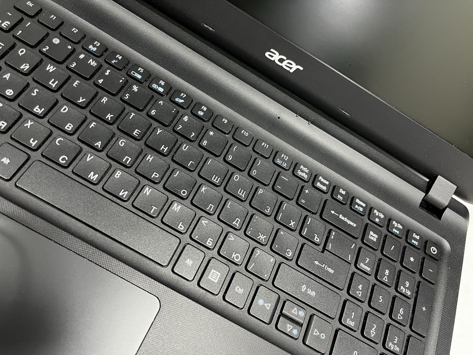 Продается ноутбук Acer дешево срочно !