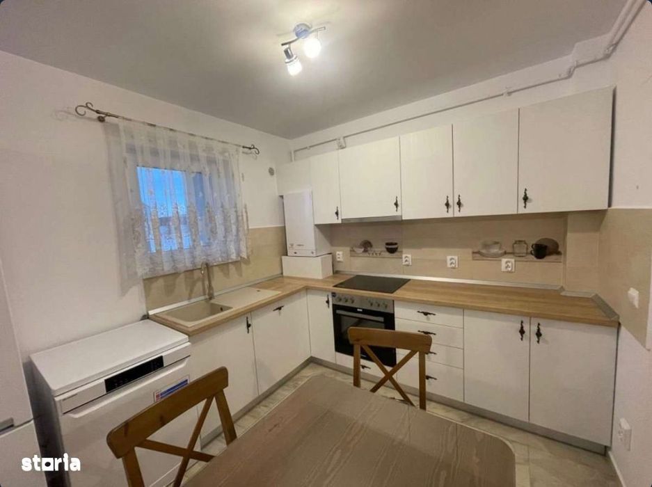 Apartament 3 camere  in City Rezident