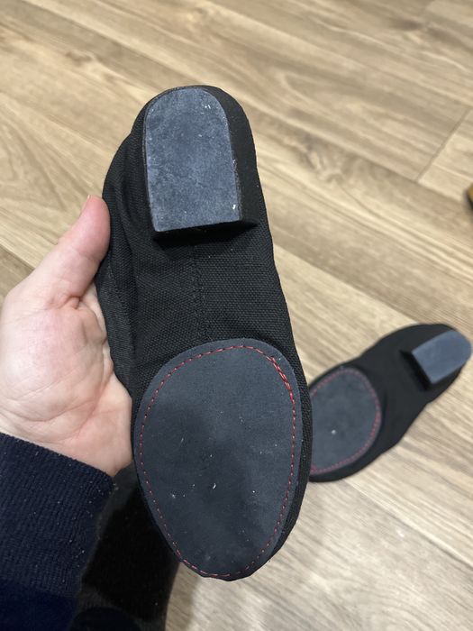 Продам танцевальные туфли