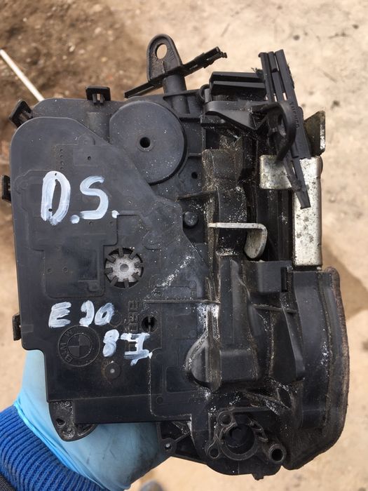 Broasca usa spate stanga/dreapta e90 e91 e92 e93 e87