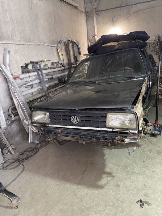 Продам фольсваген джетта по запчастям, на разбор