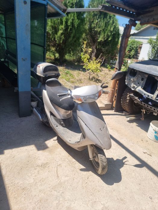 Продам  мопед хонда дио