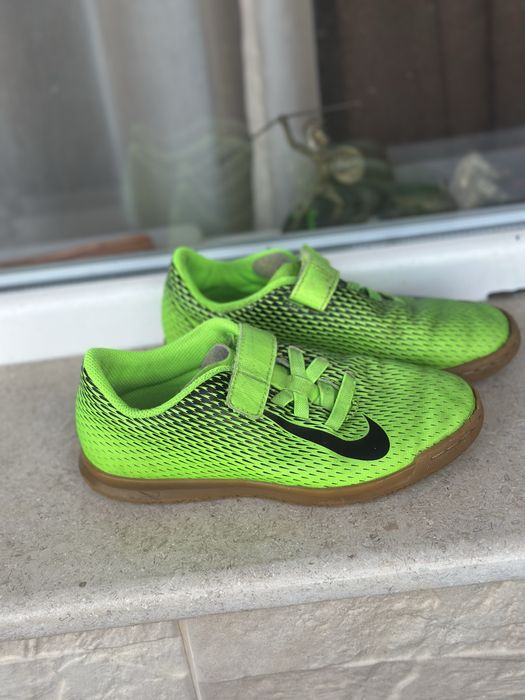 Детски футболни стоножки Nike