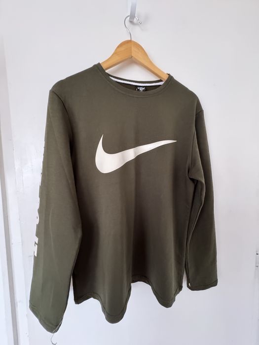 Комплект анцунг в тъмно зелен цвят