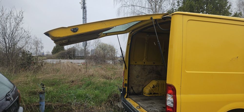 FORD TRANSIT  TT9 2.2 TDC 110 коняI  2008г. На Части