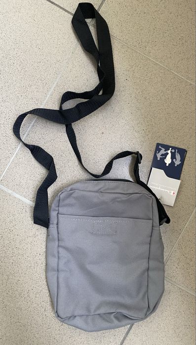 Спортни чанти за през рамо.