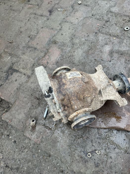 Grup / diferențial spate BMW X5 E53 3.0 d 2003-2006 218cp raport 3.91