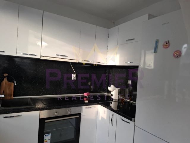 Продава се Тристаен апартамент в Вълчи дол - 85 кв.м за 454 €/кв.м - Снимка #3