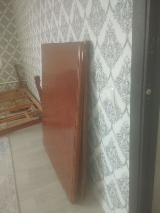 Стол  сатылады арзан бағада