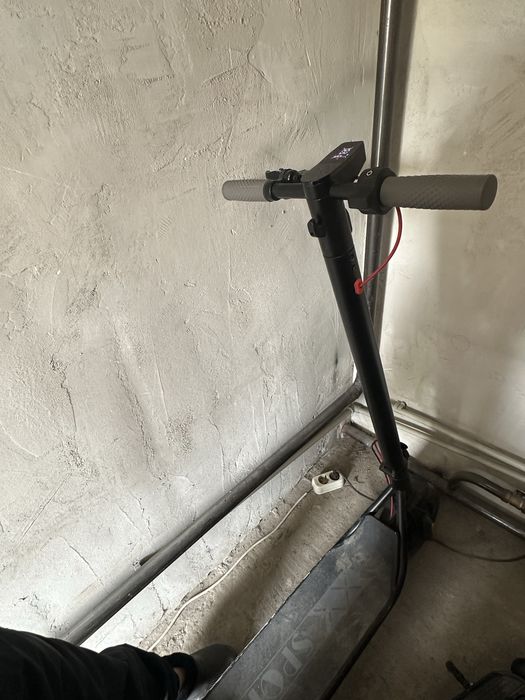 Электросамокат продам СРОЧНО!