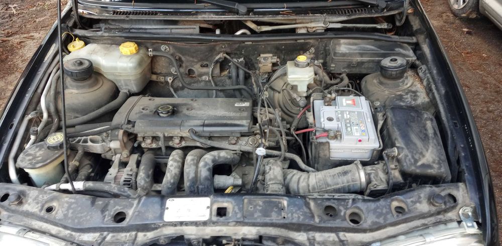 Продавам Форд фиеста 1,4 бензин