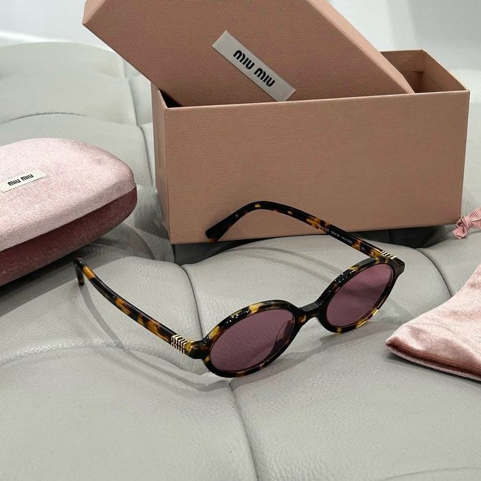 Очки трендовые 3000 тг