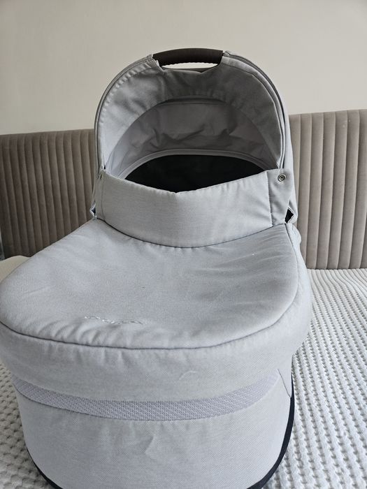 Cybex кош за новородено S lux lava grey за Balios S lux. В гаранция.