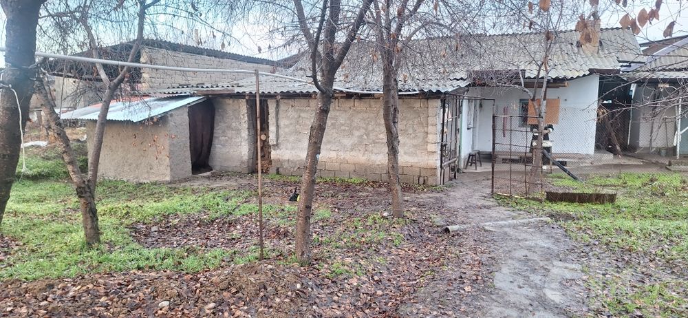 Ховли сотилади 16 дан 32 сотихгача