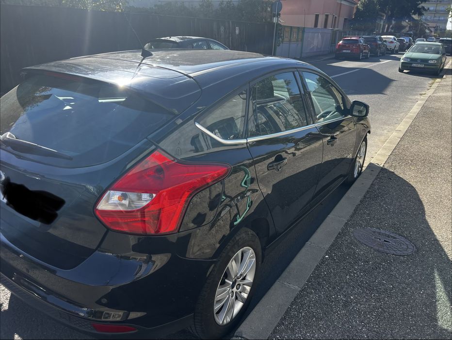Ford Focus 3 hatch avariat