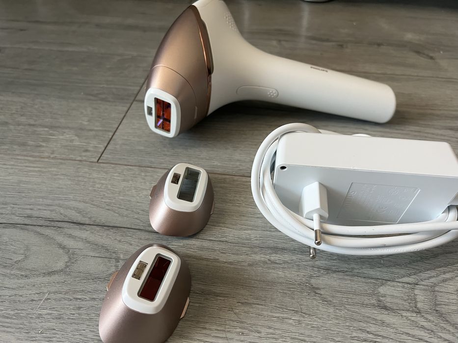 Epilator IPL Philips Lumea Seria 9000 BRI955/00