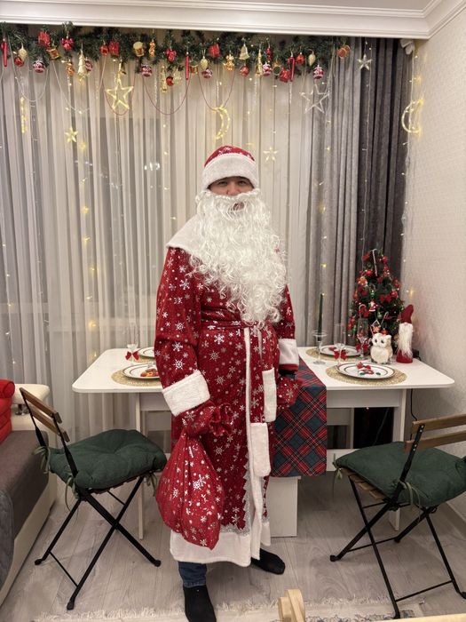 Аренда костюма Деда Мороза и Снегурочки