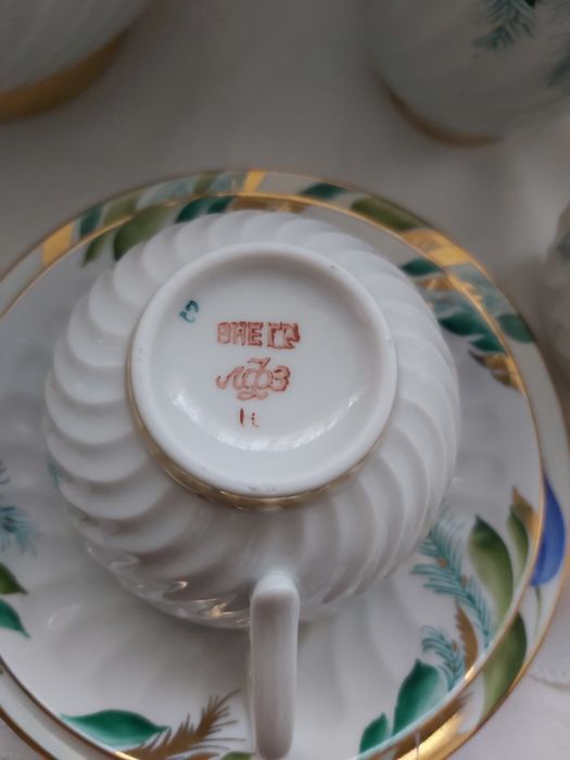 Сервиз костен порцелан ръчно рисуван