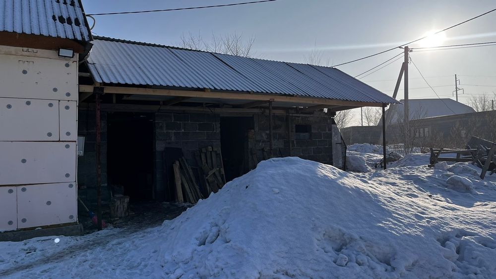 Жеке тұрған үй сатылады